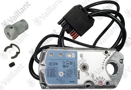 Vaillant Motor mit Kabel und Steckeranschluss, ausgestattet mit verschiedenen Montageschrauben und einer Klemmfeder. Ideal für Heizungsanwendungen.